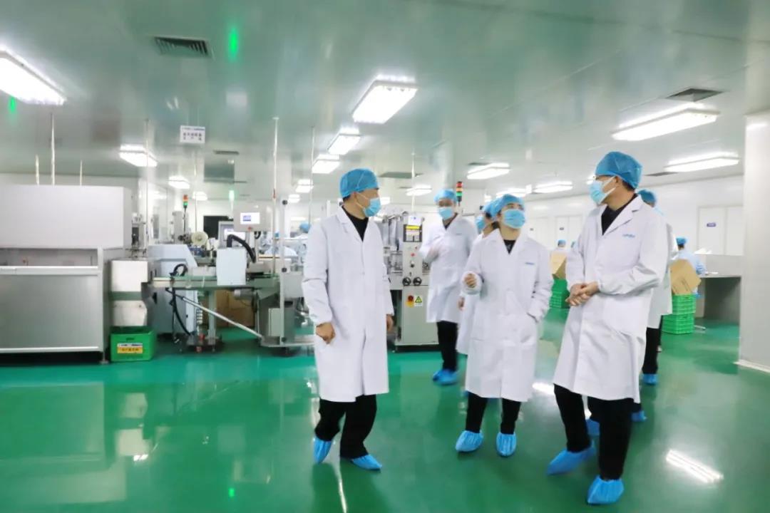 省委统战部副部长沈涛一行莅临壹定发股份考察调研 省委统战部副部长沈涛一行莅临壹定发股份考察调研