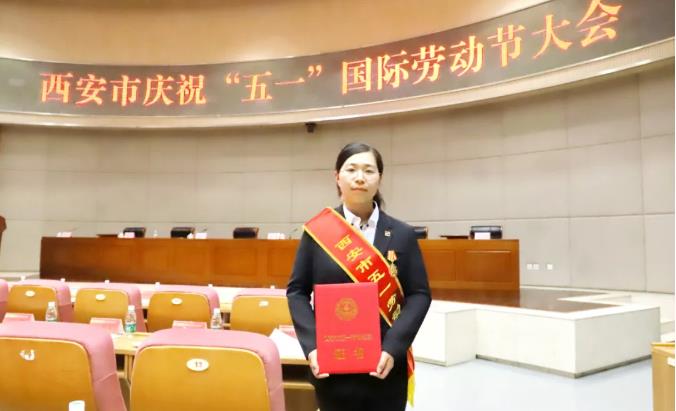 五一庆祝大会召开 壹定发股份收获两项荣誉 五一庆祝大会召开 壹定发股份收获两项荣誉
