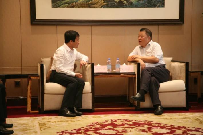 榆林市政府领导会见壹定发股份董事长一行 榆林市政府领导会见壹定发股份董事长一行
