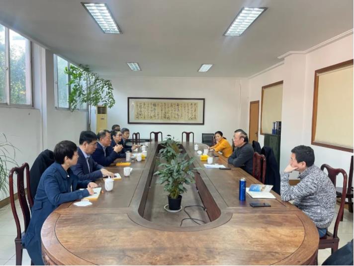 壹定发股份董事长邢雅江到访常州华森医疗器械股份有限公司 壹定发股份董事长邢雅江到访常州华森医疗器械股份有限公司