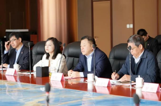 壹定发股份与陕西中医药大学战略合作协议签约暨秦创原项目启动仪式成功举办 壹定发股份与陕西中医药大学战略合作协议签约暨秦创原项目启动仪式成功举办